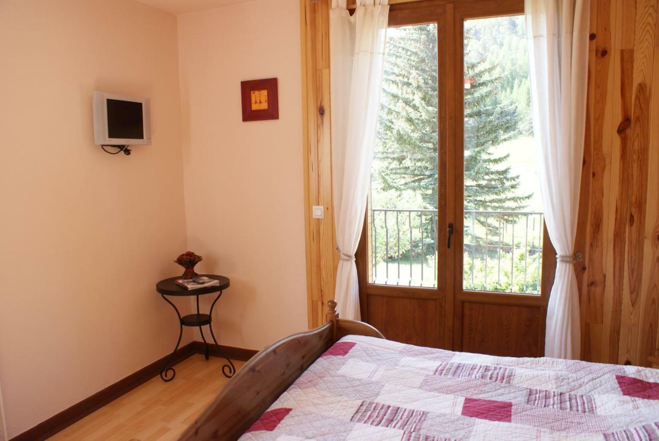 Maison D' Hotes Tranquyl バルスロネット エクステリア 写真